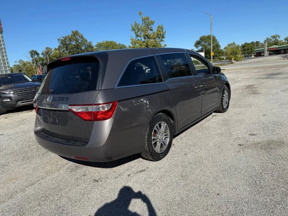 2011 Honda Odyssey - Image 4 of 21