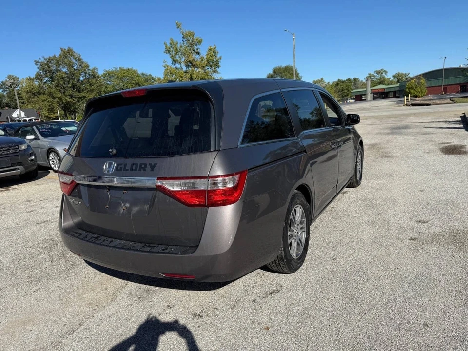 2011 Honda Odyssey - Image 9 of 21