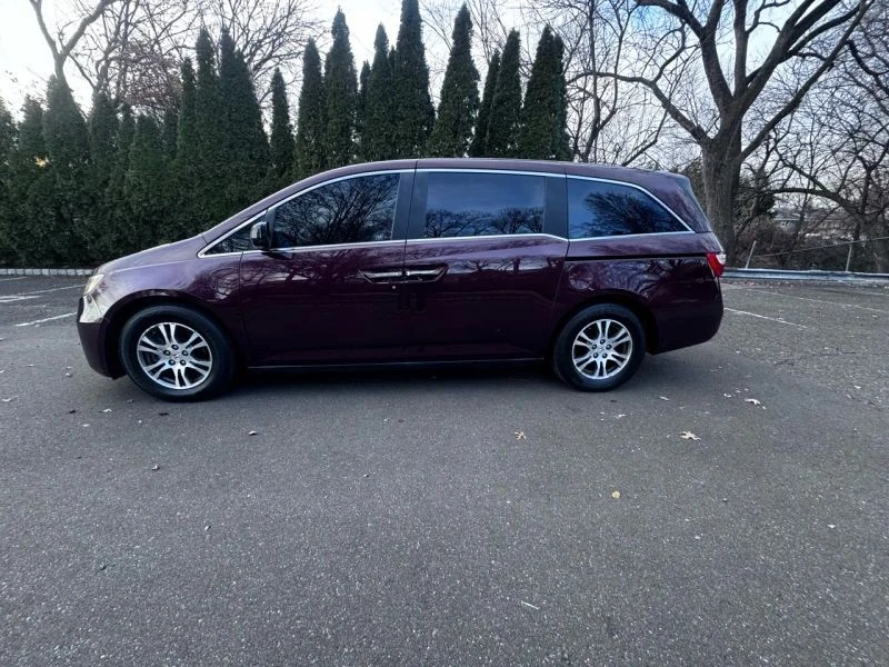 2011 Honda Odyssey - Image 4 of 12
