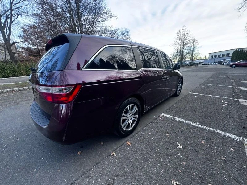 2011 Honda Odyssey - Image 7 of 12