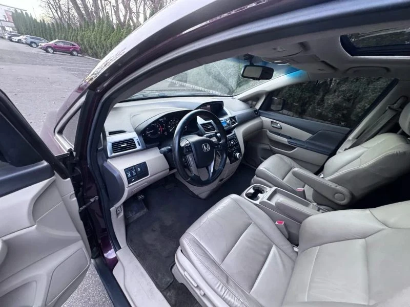 2011 Honda Odyssey - Image 12 of 12