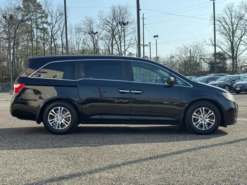 2011 Honda Odyssey - Image 6 of 12
