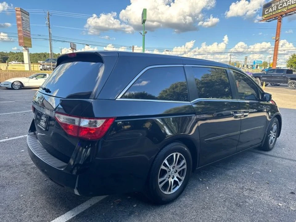 2011 Honda Odyssey - Image 3 of 12