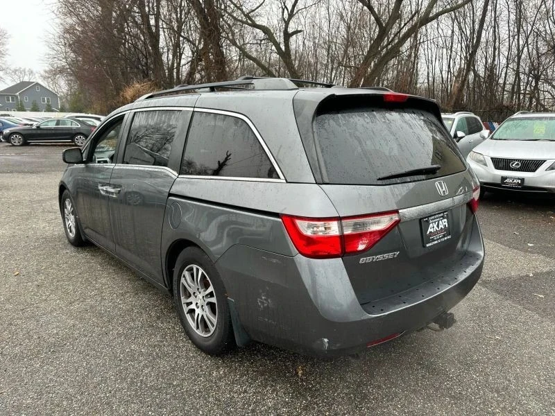 2011 Honda Odyssey - Image 5 of 12