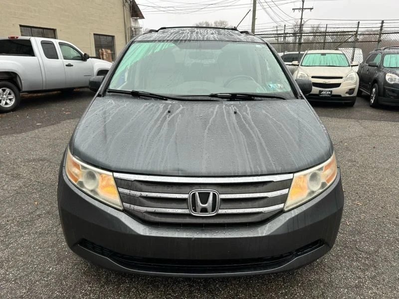 2011 Honda Odyssey - Image 2 of 12