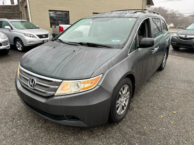 2011 Honda Odyssey - Image 3 of 12