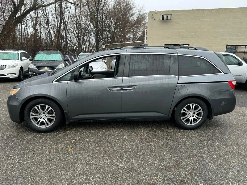2011 Honda Odyssey - Image 4 of 12
