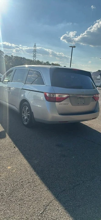 2011 Honda Odyssey - Image 6 of 16