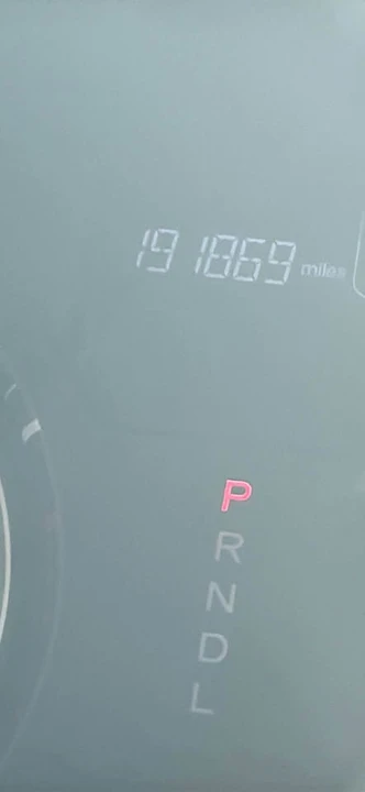 2011 Honda Odyssey - Image 12 of 16