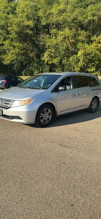 2011 Honda Odyssey - Image 4 of 16