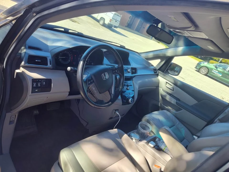2011 Honda Odyssey - Image 16 of 20