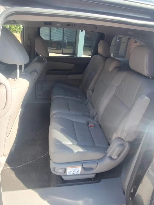 2011 Honda Odyssey - Image 9 of 20