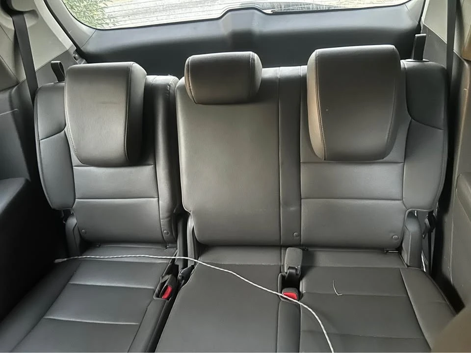 2011 Honda Odyssey - Image 11 of 14