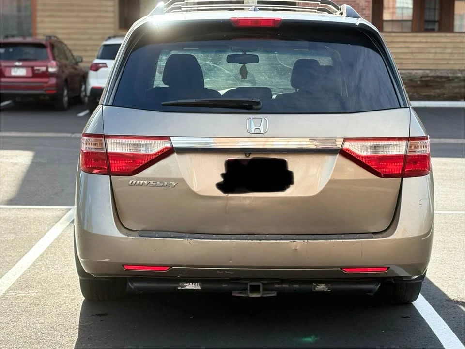 2011 Honda Odyssey - Image 5 of 15