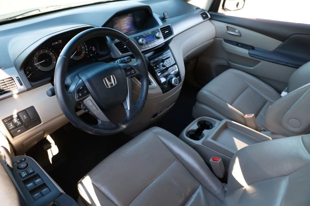 2011 Honda Odyssey - Image 4 of 12