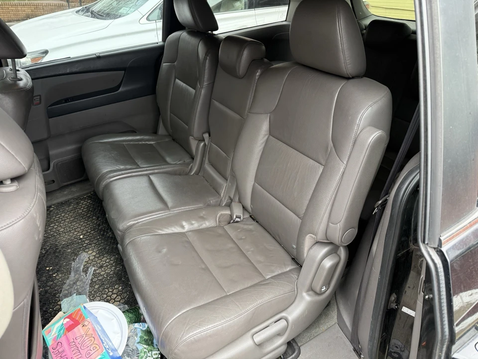 2011 Honda Odyssey - Image 6 of 11