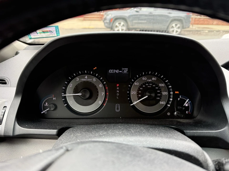 2011 Honda Odyssey - Image 10 of 11