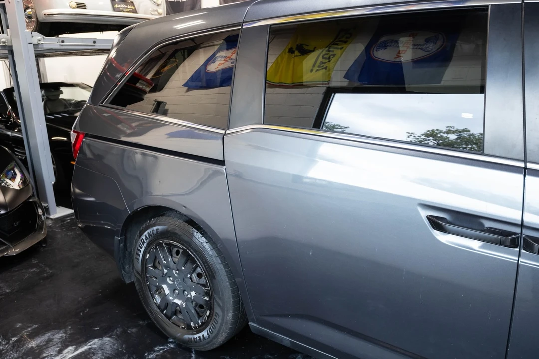2011 Honda Odyssey - Image 12 of 12