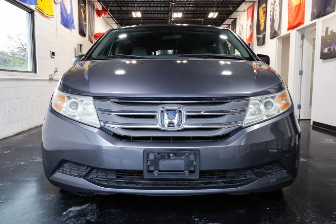 2011 Honda Odyssey - Image 18 of 21