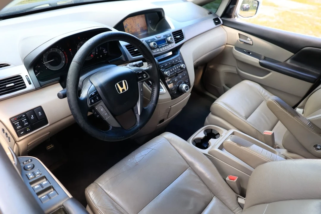 2011 Honda Odyssey - Image 4 of 21