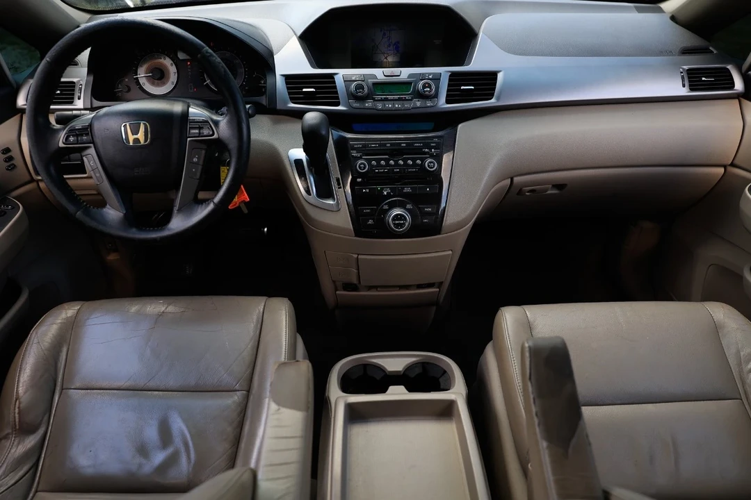 2011 Honda Odyssey - Image 20 of 21