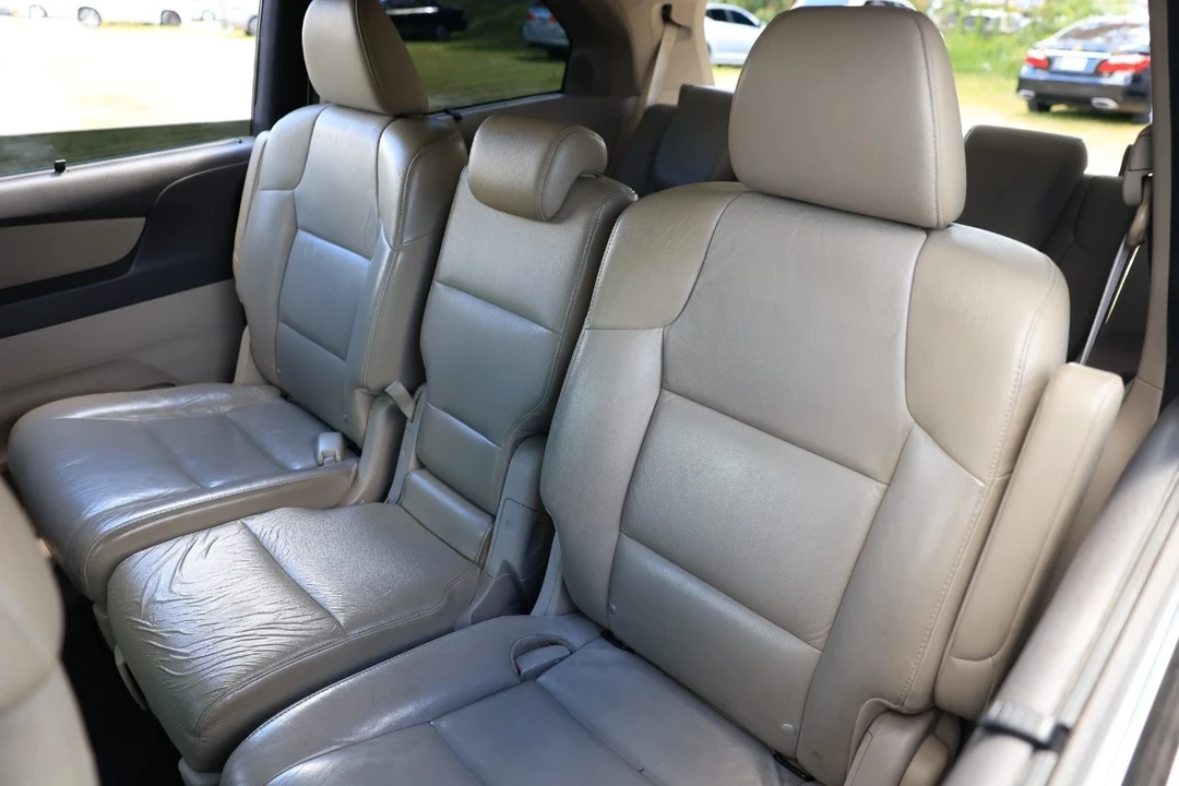 2011 Honda Odyssey - Image 9 of 21