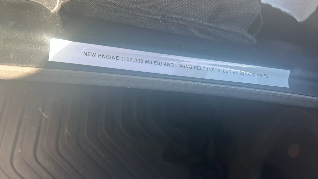 2011 Honda Odyssey - Image 2 of 11