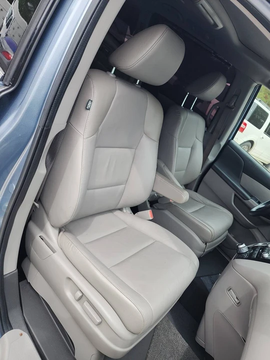 2011 Honda Odyssey - Image 20 of 31