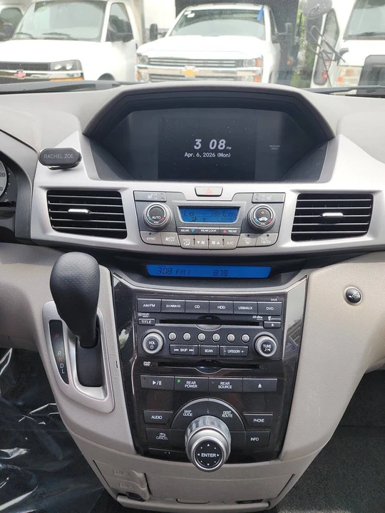 2011 Honda Odyssey - Image 24 of 31