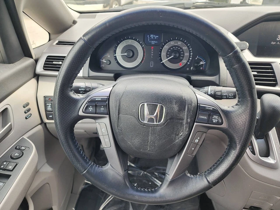 2011 Honda Odyssey - Image 22 of 31
