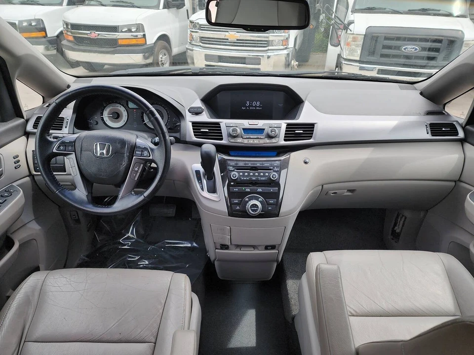 2011 Honda Odyssey - Image 21 of 31