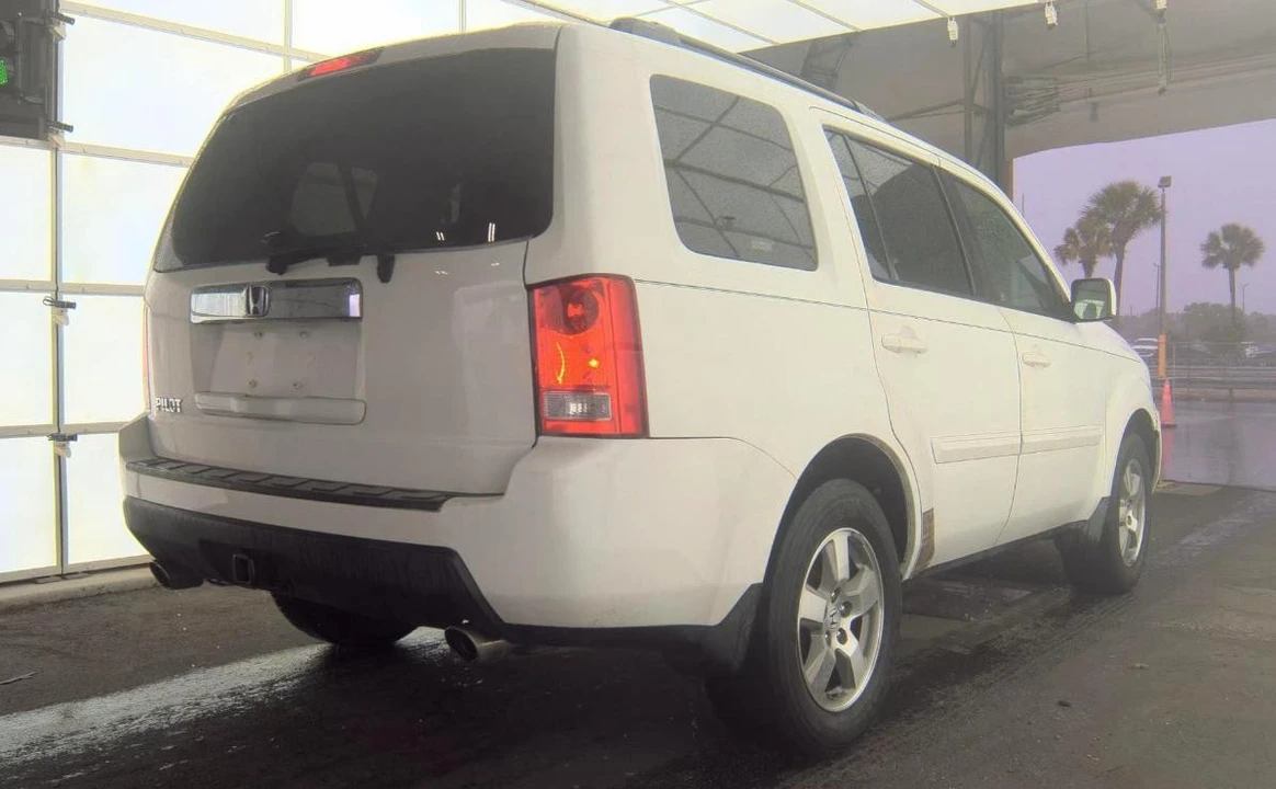 2011 Honda Pilot 2nd Gen - Image 4 of 9