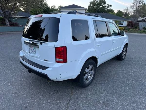 2011 Honda Pilot 2nd Gen - Image 4 of 6