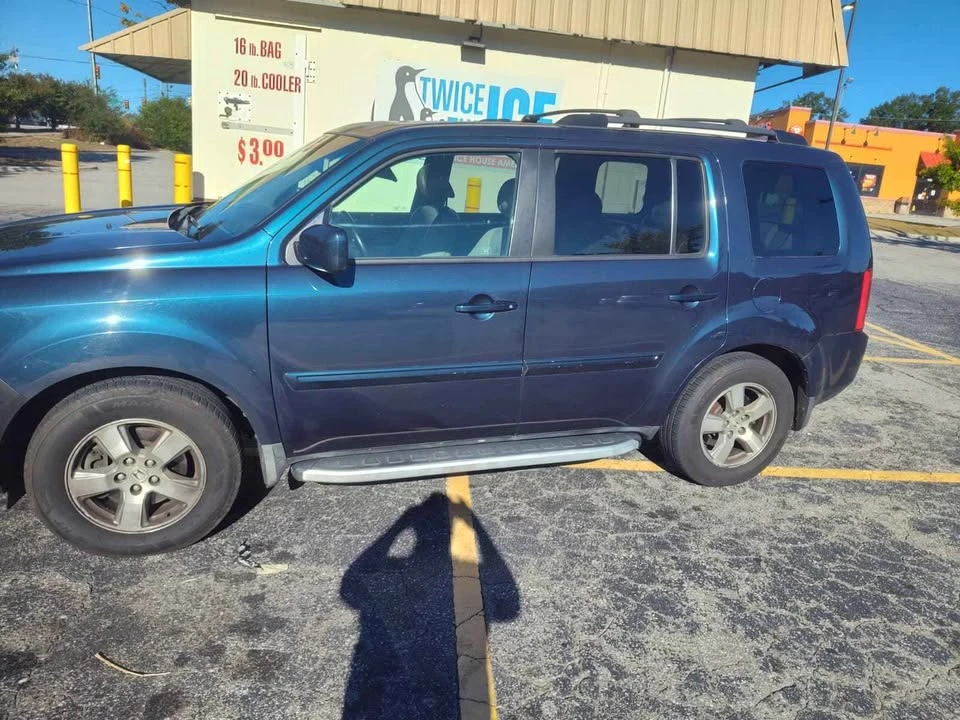 2011 Honda Pilot 2nd Gen - Image 3 of 10