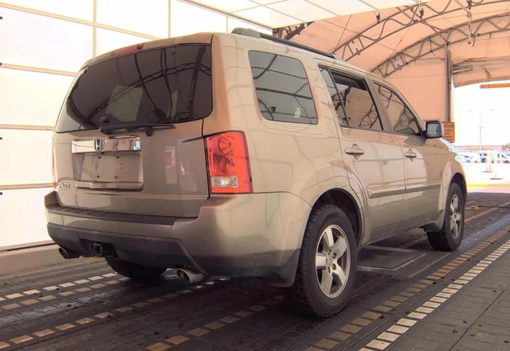 2011 Honda Pilot 2nd Gen - Image 5 of 16
