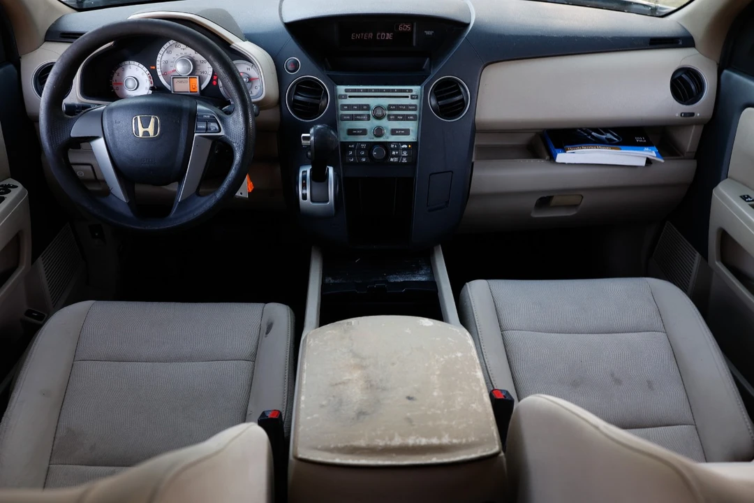 2011 Honda Pilot 2nd Gen - Image 2 of 12