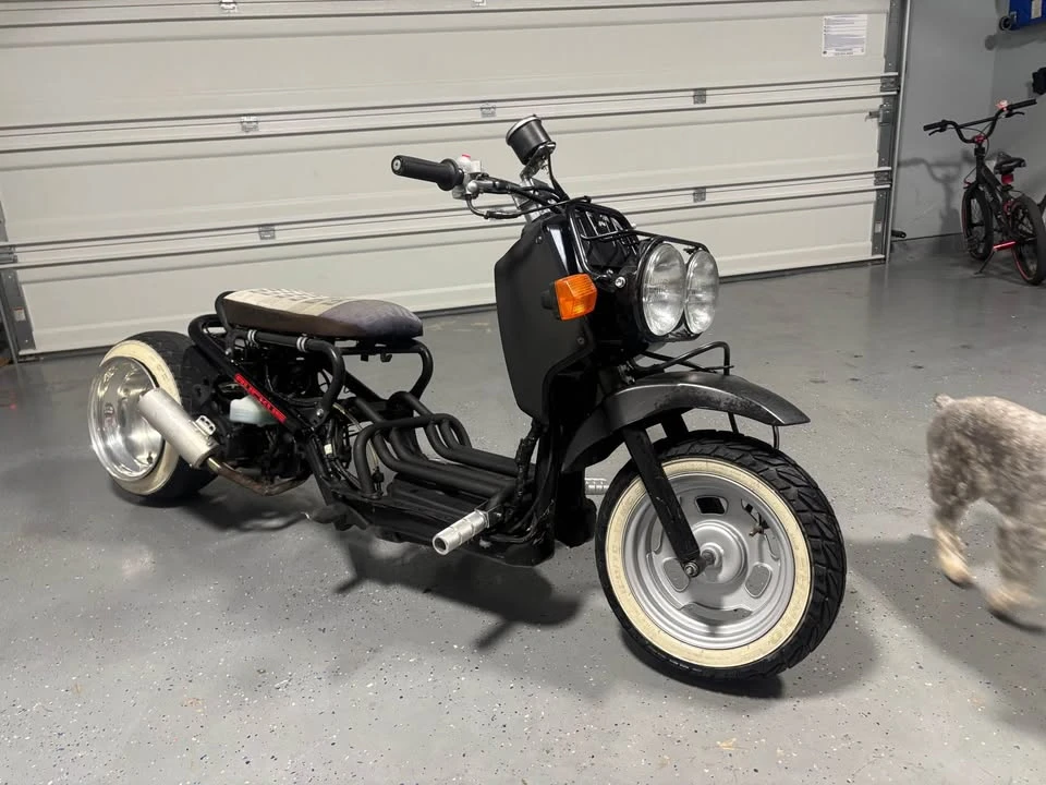 2011 Honda Motorcycles - Image 3 of 4