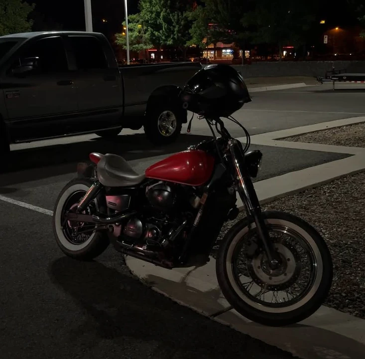2011 Honda Motorcycles - Image 2 of 3