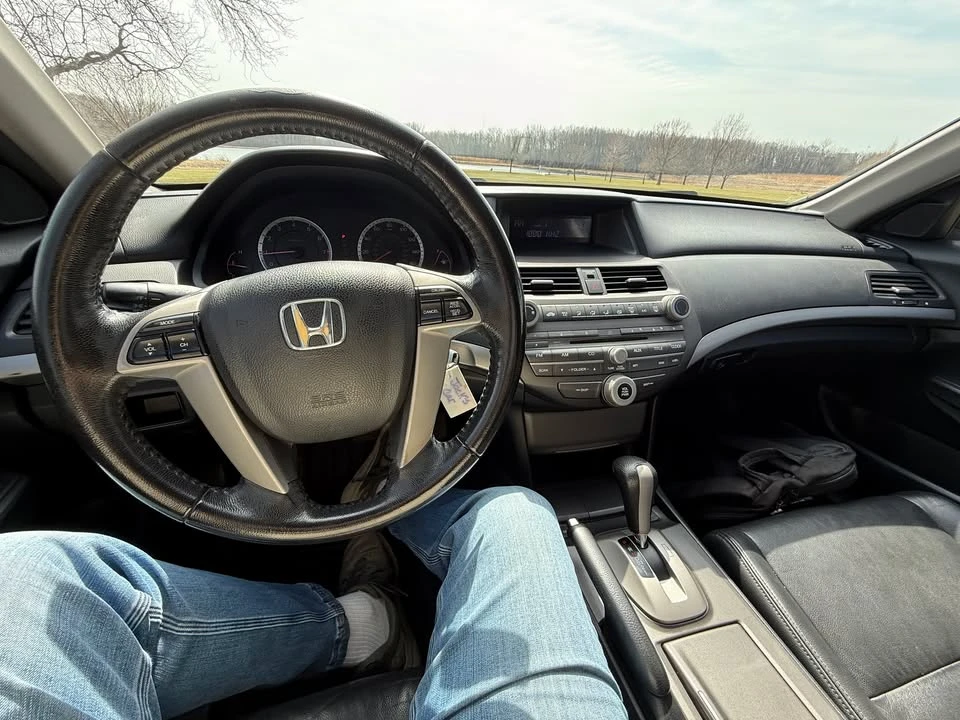 2011 Honda Accord 8th Gen - Image 3 of 13