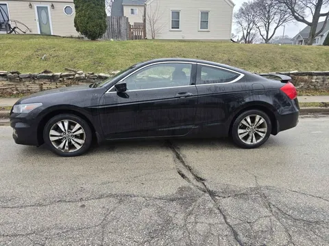 2011 Honda Accord 8th Gen - Image 3 of 13