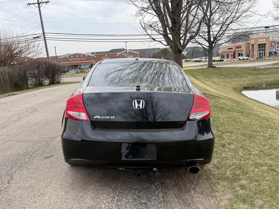 2011 Honda Accord 8th Gen - Image 5 of 11