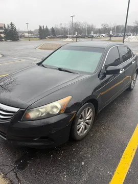 2011 Honda Accord 8th Gen - Image 3 of 15