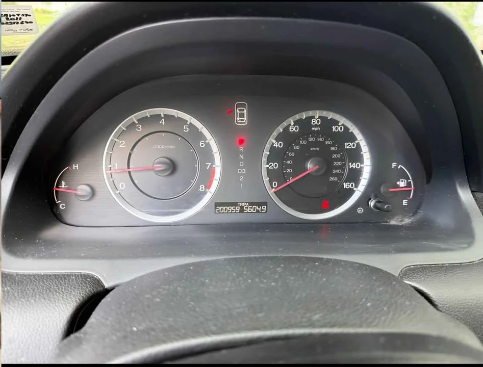 2011 Honda Accord 8th Gen - Image 5 of 5