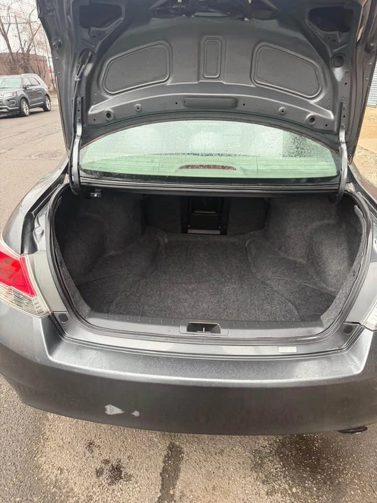2011 Honda Accord 8th Gen - Image 10 of 10
