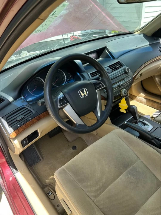 2011 Honda Accord 8th Gen - Image 9 of 11