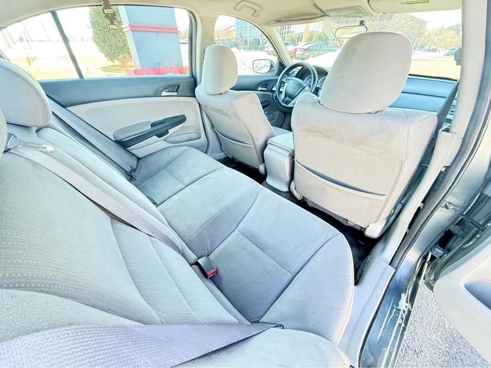 2011 Honda Accord 8th Gen - Image 9 of 10
