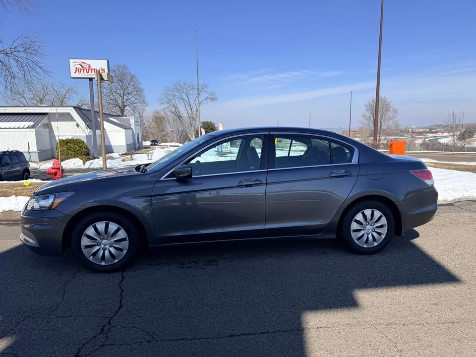 2011 Honda Accord 8th Gen - Image 5 of 10