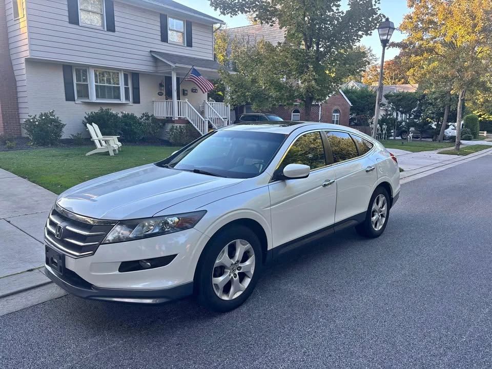 2011 Honda Accord 8th Gen - Image 1 of 12