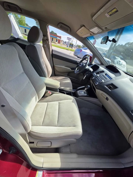 2011 Honda Civic 8th Gen - Image 5 of 12