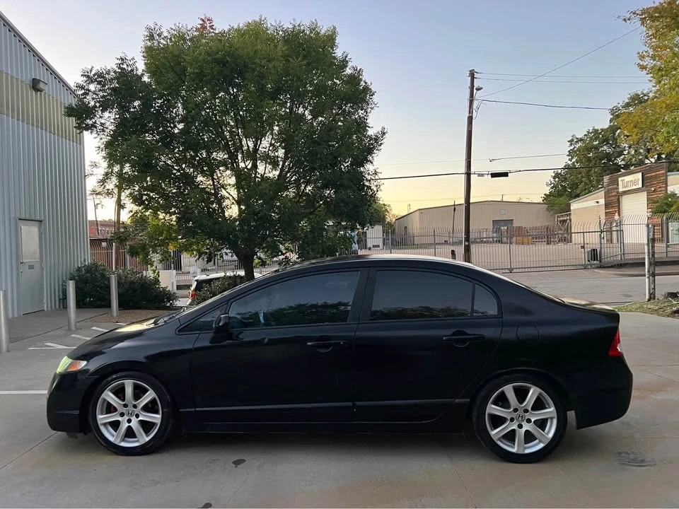 2011 Honda Civic 8th Gen - Image 7 of 20